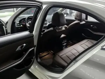 2022 BMW 3 серии с пробегом 23 237 км