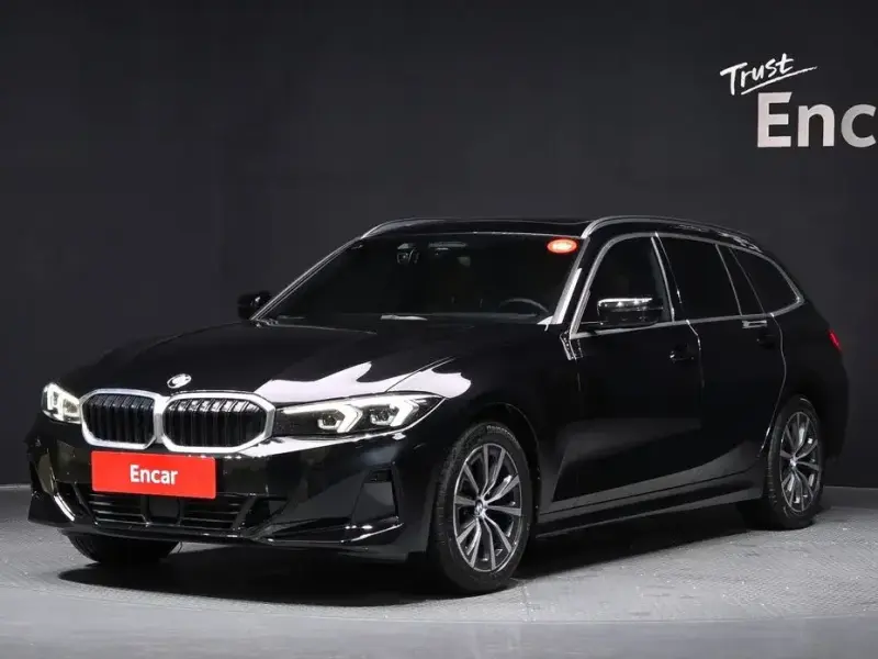 2023 BMW 3 серии с пробегом 31 689 км