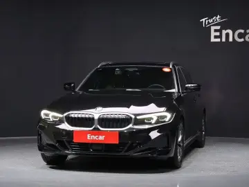 2023 BMW 3 серии с пробегом 31 689 км