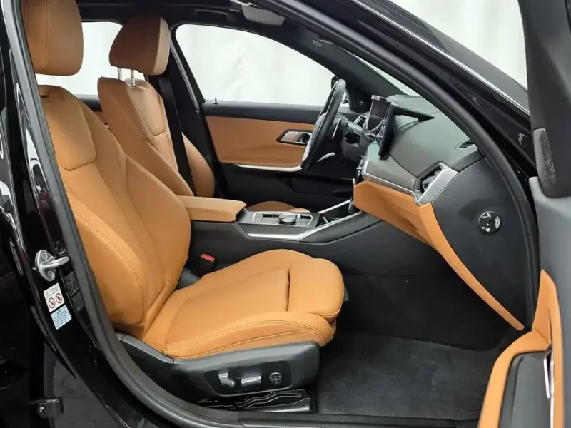 2023 BMW 3 серии с пробегом 31 689 км