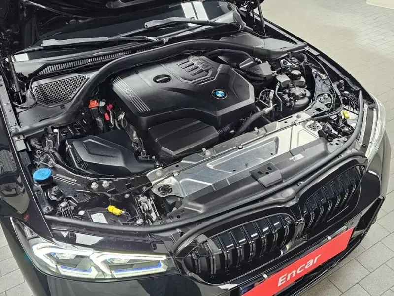 2023 BMW 3 серии с пробегом 5 927 км