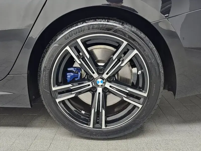 2023 BMW 3 серии с пробегом 5 927 км