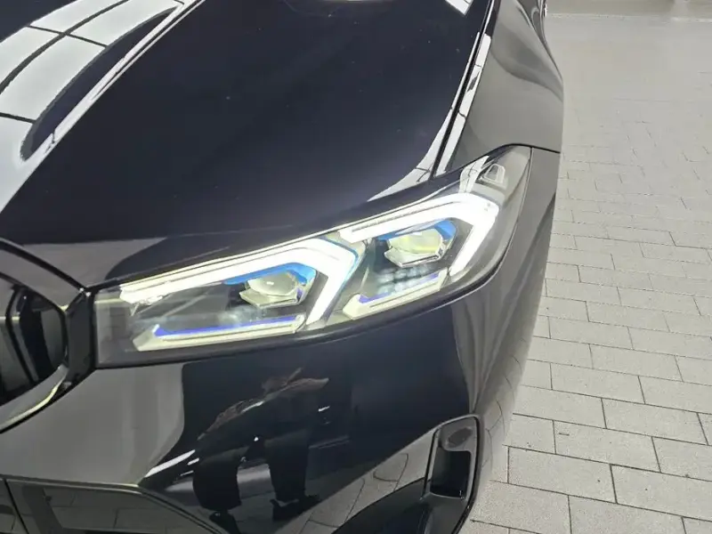 2023 BMW 3 серии с пробегом 5 927 км