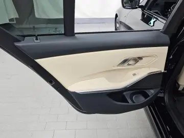 2023 BMW 3 серии с пробегом 5 927 км