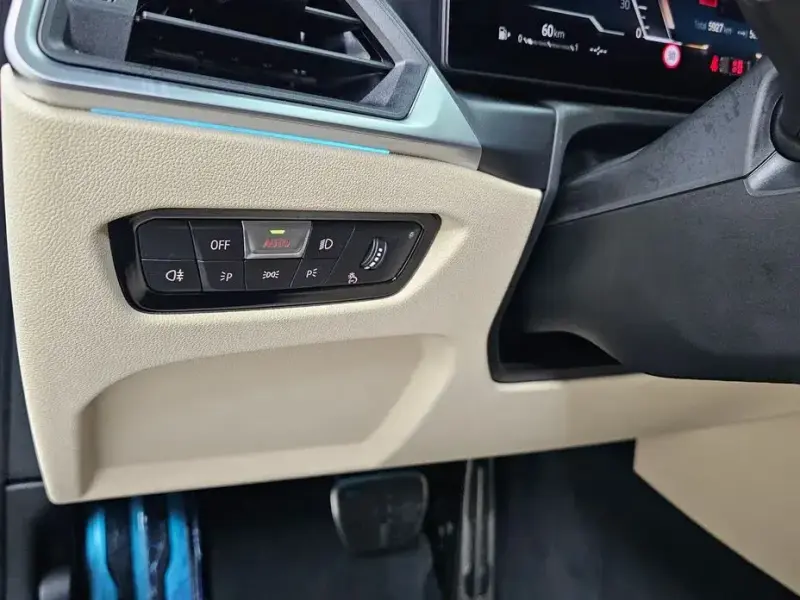 2023 BMW 3 серии с пробегом 5 927 км