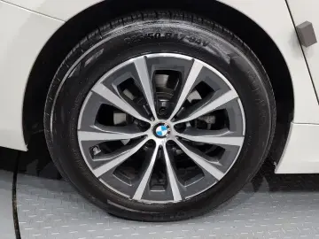 2023 BMW 3 серии с пробегом 50 428 км