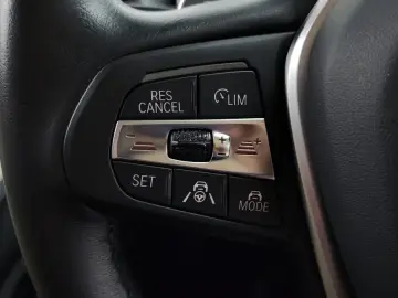2023 BMW 3 серии с пробегом 50 428 км