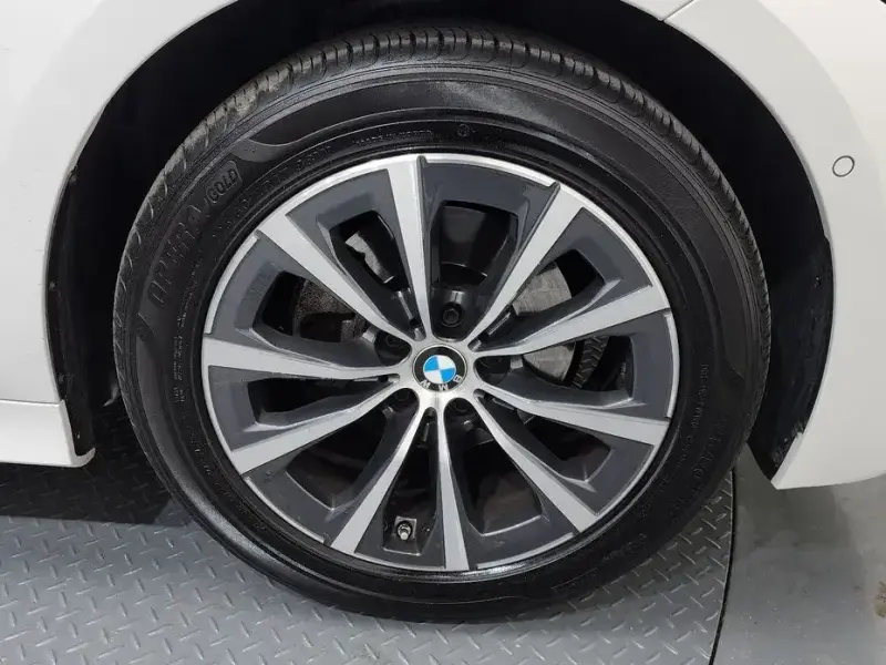 2023 BMW 3 серии с пробегом 50 428 км