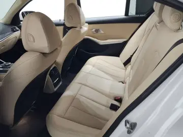 2023 BMW 3 серии с пробегом 50 428 км