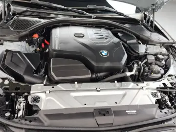 2023 BMW 3 серии с пробегом 43 953 км