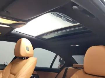 2023 BMW 3 серии с пробегом 43 953 км
