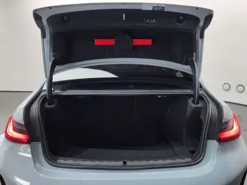 2023 BMW 3 серии с пробегом 43 953 км