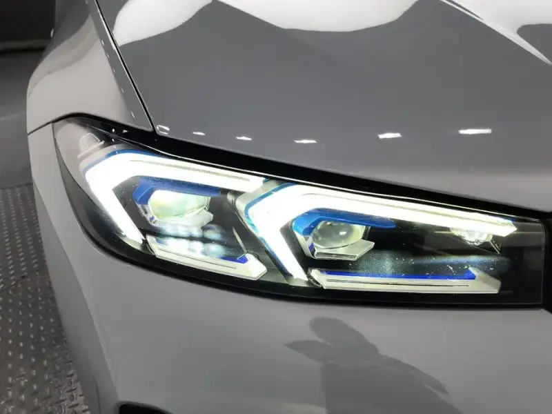 2023 BMW 3 серии с пробегом 43 953 км