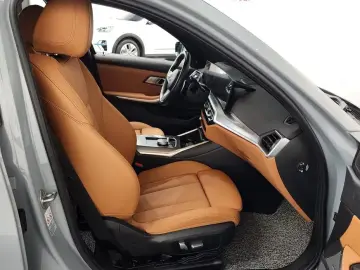 2023 BMW 3 серии с пробегом 43 953 км