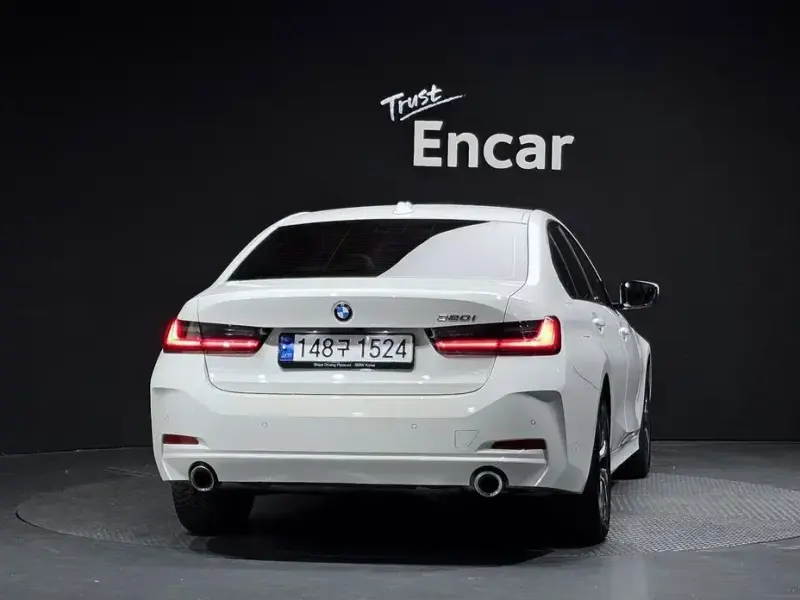 2023 BMW 3 серии с пробегом 19 746 км