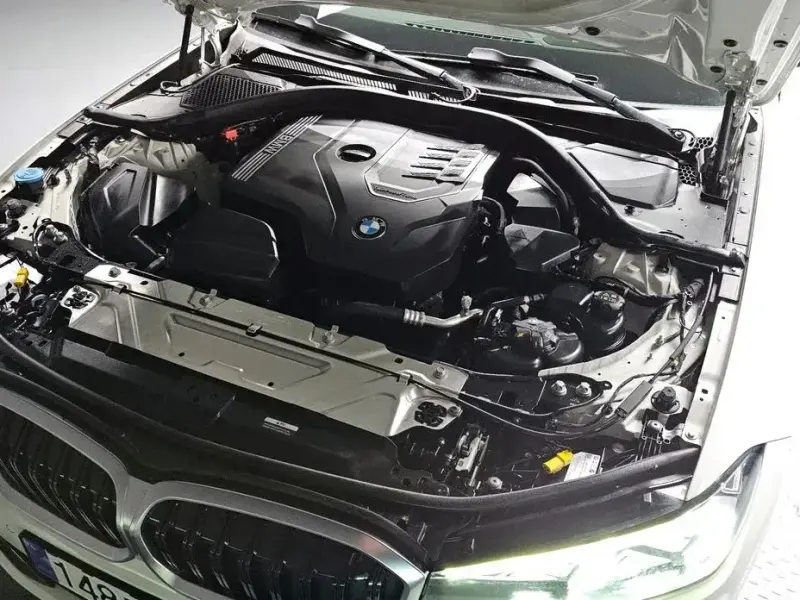 2023 BMW 3 серии с пробегом 19 746 км