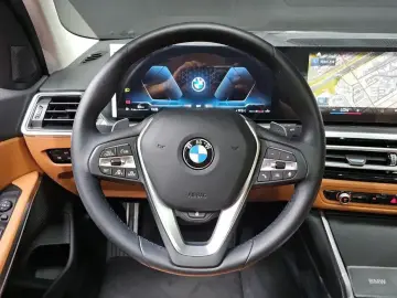 2023 BMW 3 серии с пробегом 19 746 км