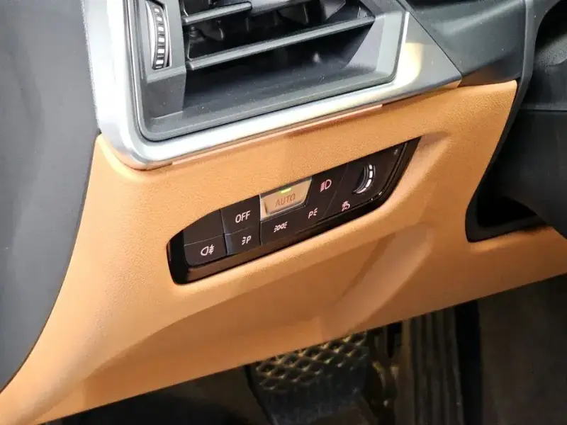 2023 BMW 3 серии с пробегом 19 746 км