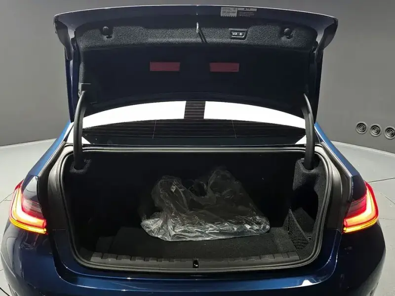 2022 BMW 3 серии с пробегом 35 658 км