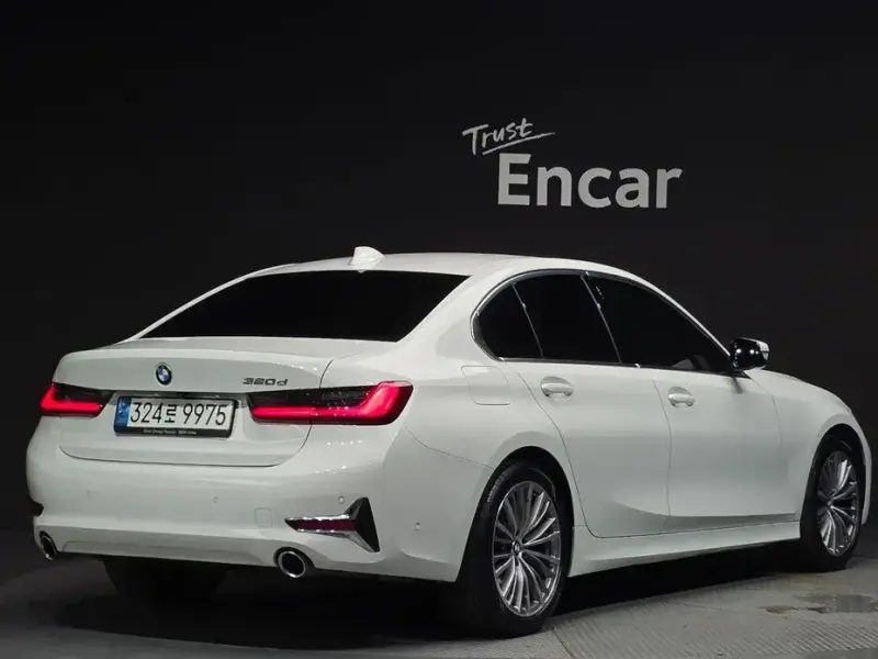 2021 BMW 3 серии с пробегом 58 606 км