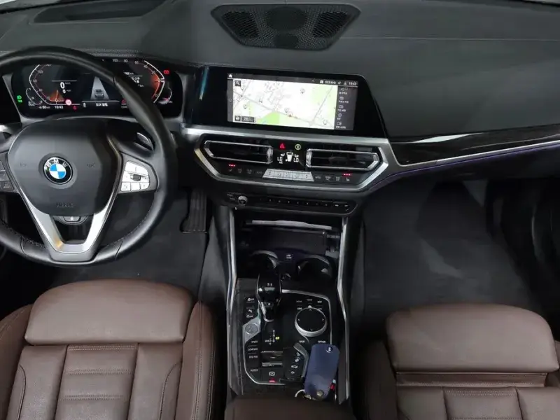 2021 BMW 3 серии с пробегом 58 606 км