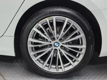 2021 BMW 3 серии с пробегом 58 606 км