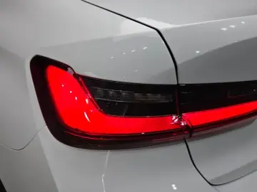2021 BMW 3 серии с пробегом 58 606 км