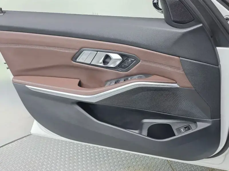2021 BMW 3 серии с пробегом 58 606 км