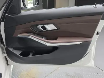 2021 BMW 3 серии с пробегом 58 606 км