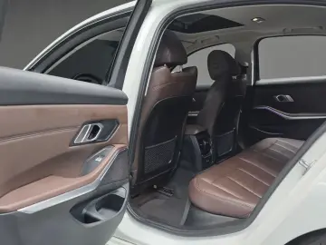 2021 BMW 3 серии с пробегом 58 606 км