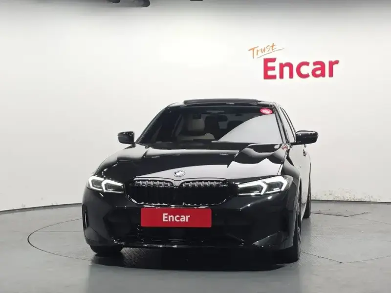 2023 BMW 3 серии с пробегом 30 282 км
