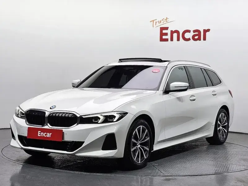2023 BMW 3 серии с пробегом 33 920 км