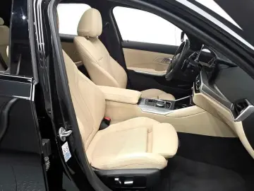 2023 BMW 3 серии с пробегом 30 282 км