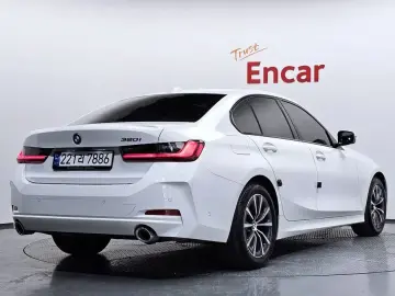2023 BMW 3 серии с пробегом 12 811 км