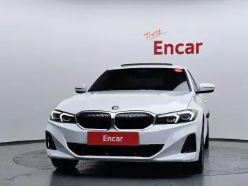 2023 BMW 3 серии с пробегом 12 811 км