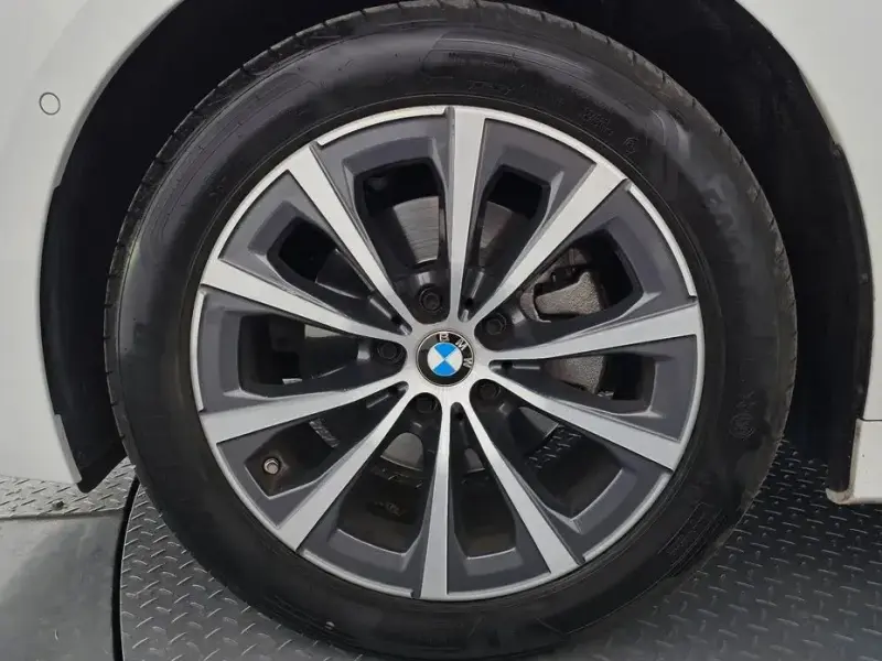 2023 BMW 3 серии с пробегом 12 811 км