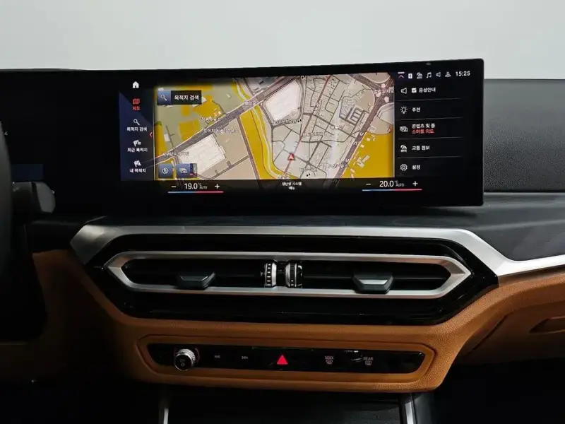 2023 BMW 3 серии с пробегом 12 811 км
