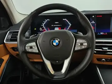 2023 BMW 3 серии с пробегом 12 811 км