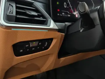2023 BMW 3 серии с пробегом 12 811 км