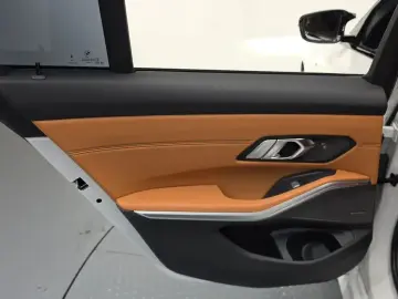 2023 BMW 3 серии с пробегом 32 114 км