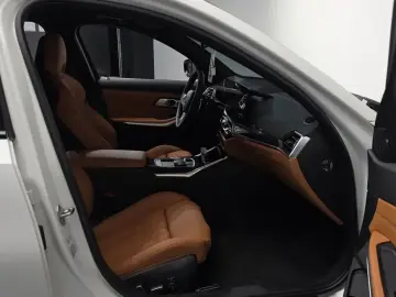 2023 BMW 3 серии с пробегом 32 114 км