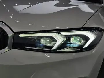 2023 BMW 3 серии с пробегом 12 811 км