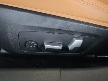 2023 BMW 3 серии с пробегом 12 811 км