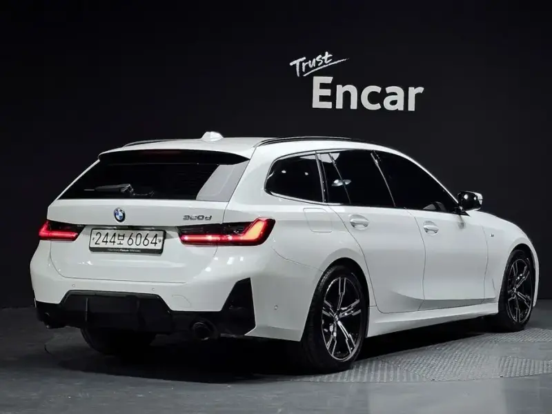 2023 BMW 3 серии с пробегом 20 815 км