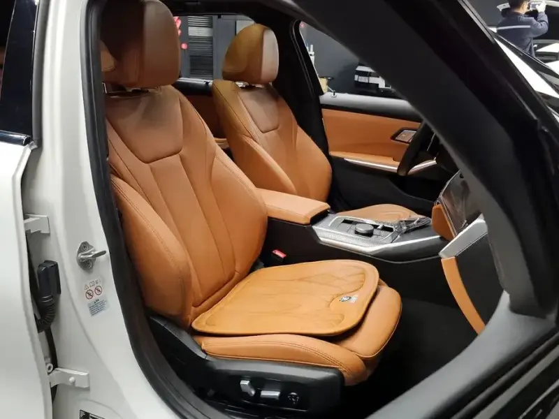 2023 BMW 3 серии с пробегом 20 815 км