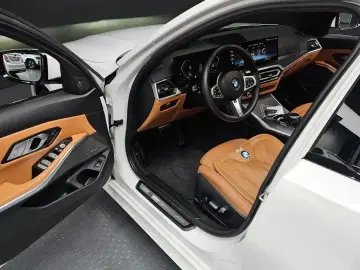 2023 BMW 3 серии с пробегом 20 815 км
