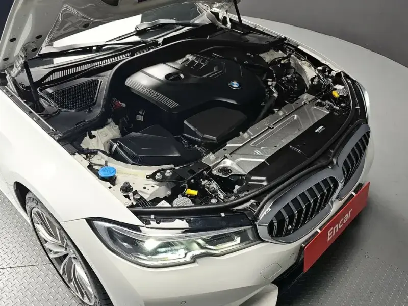 2022 BMW 3 серии с пробегом 25 351 км