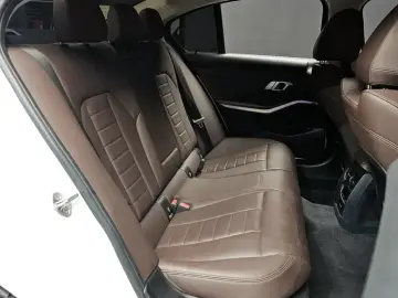 2022 BMW 3 серии с пробегом 25 351 км