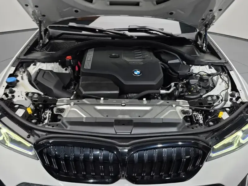 2022 BMW 3 серии с пробегом 53 182 км