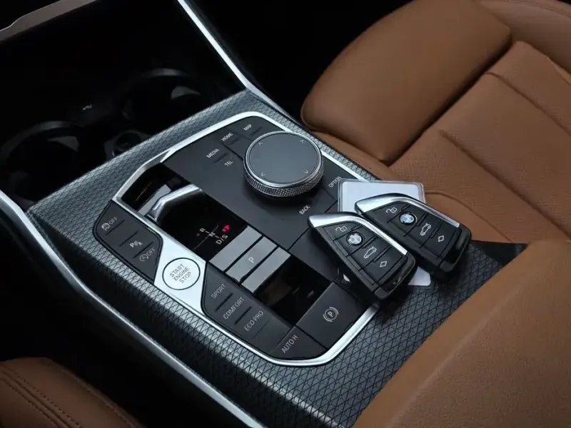2022 BMW 3 серии с пробегом 53 182 км